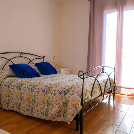 Casetta Di Pietra Apartment